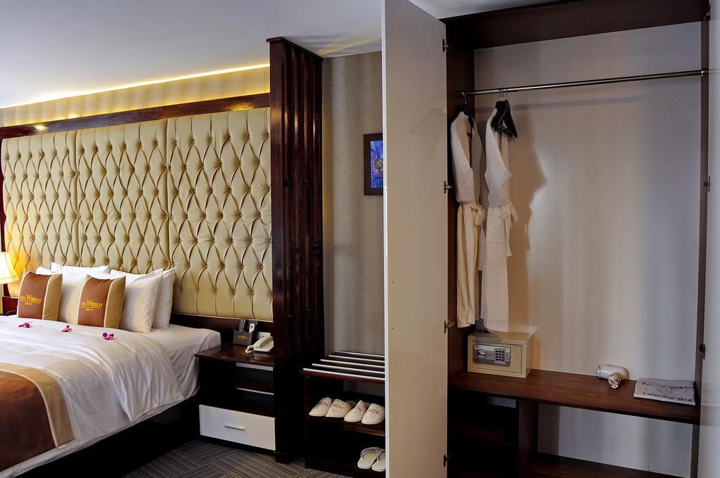 The World Hotel Нячанг Екстер'єр фото