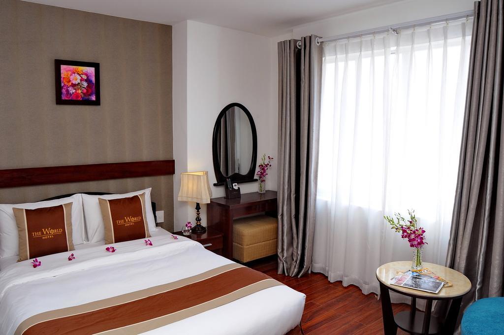 The World Hotel Нячанг Екстер'єр фото