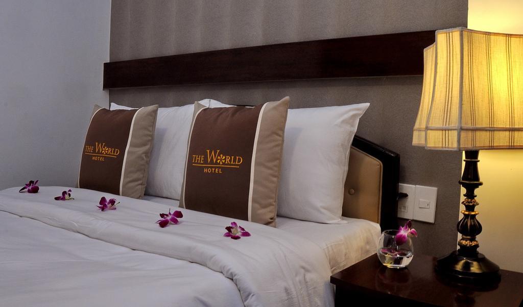 The World Hotel Нячанг Екстер'єр фото