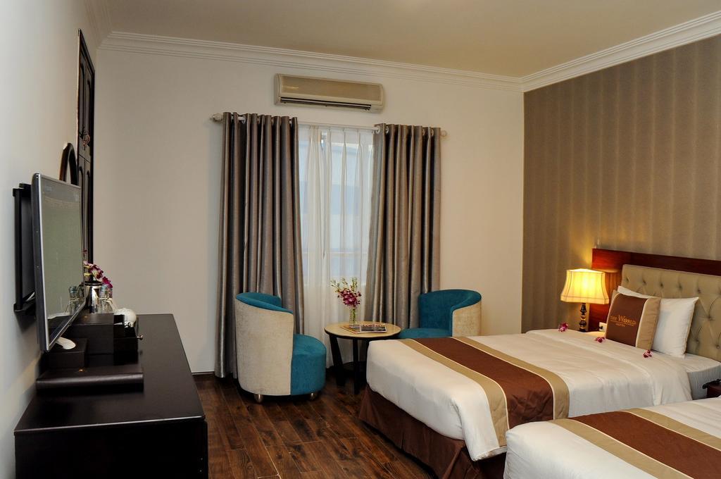 The World Hotel Нячанг Екстер'єр фото