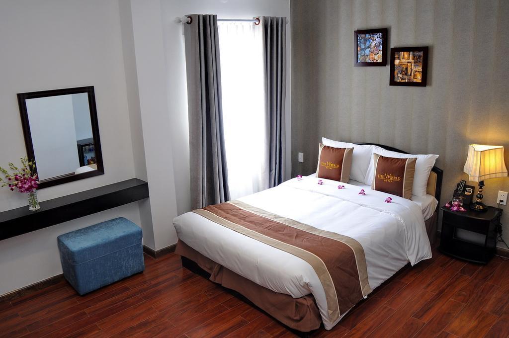 The World Hotel Нячанг Екстер'єр фото